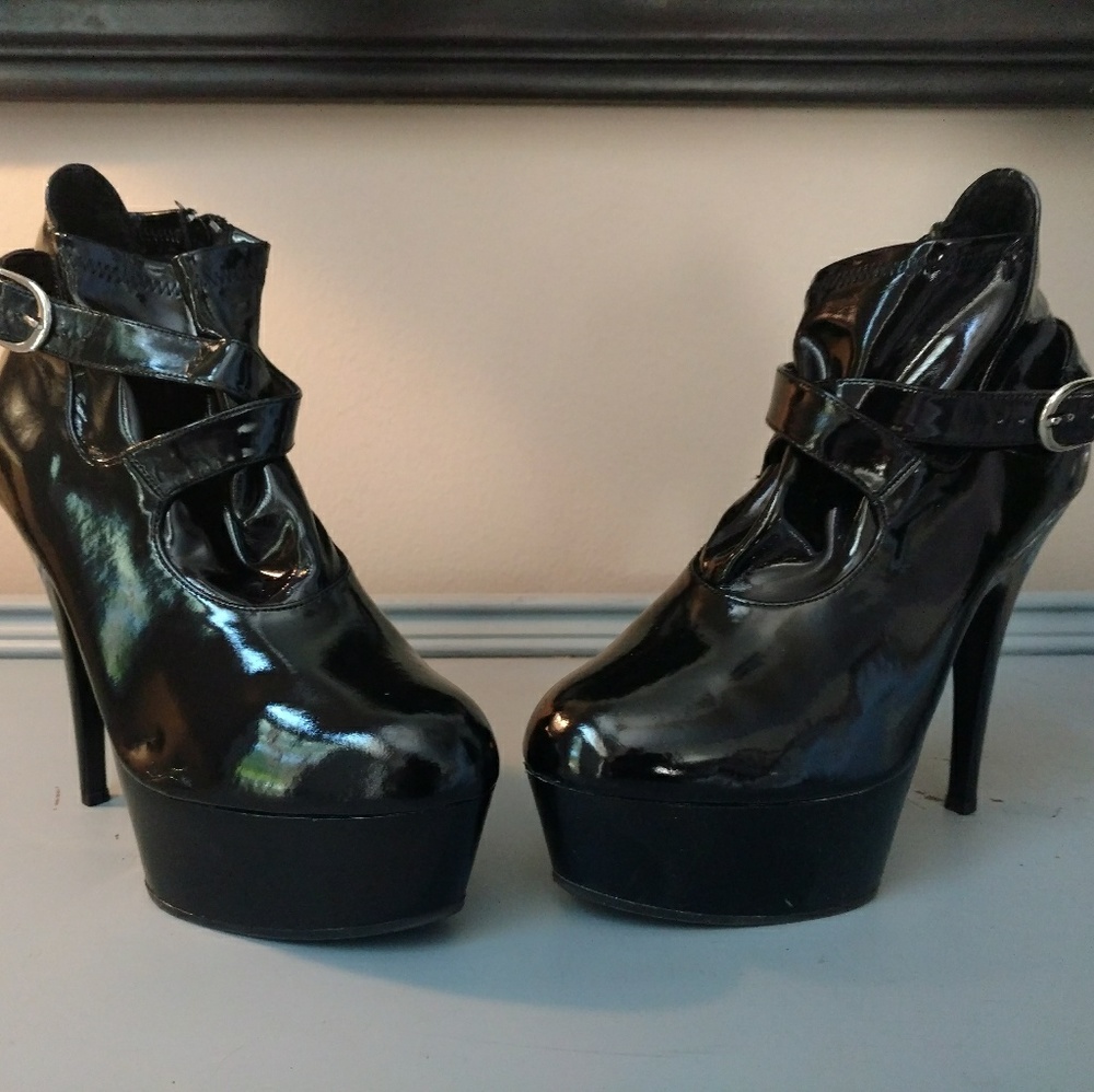 Femme Fetiche Heels